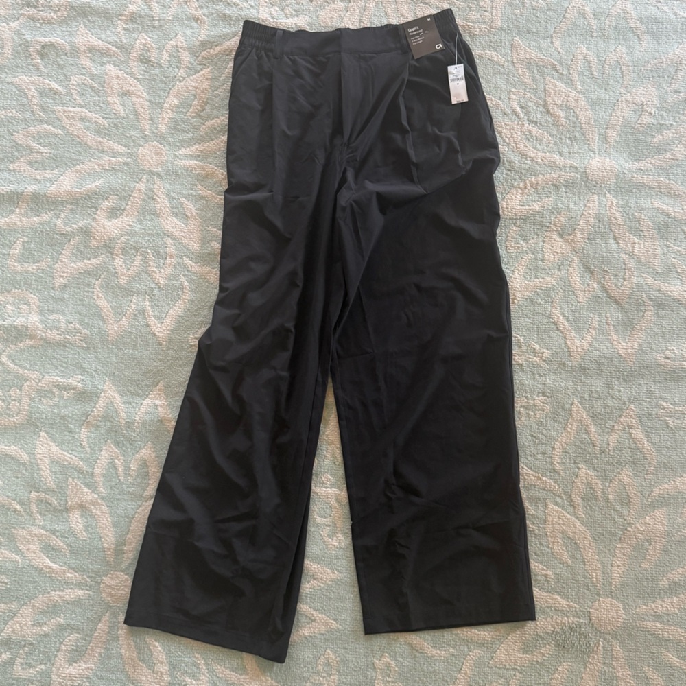 GAP women’s gapfit runaround pant. NWT